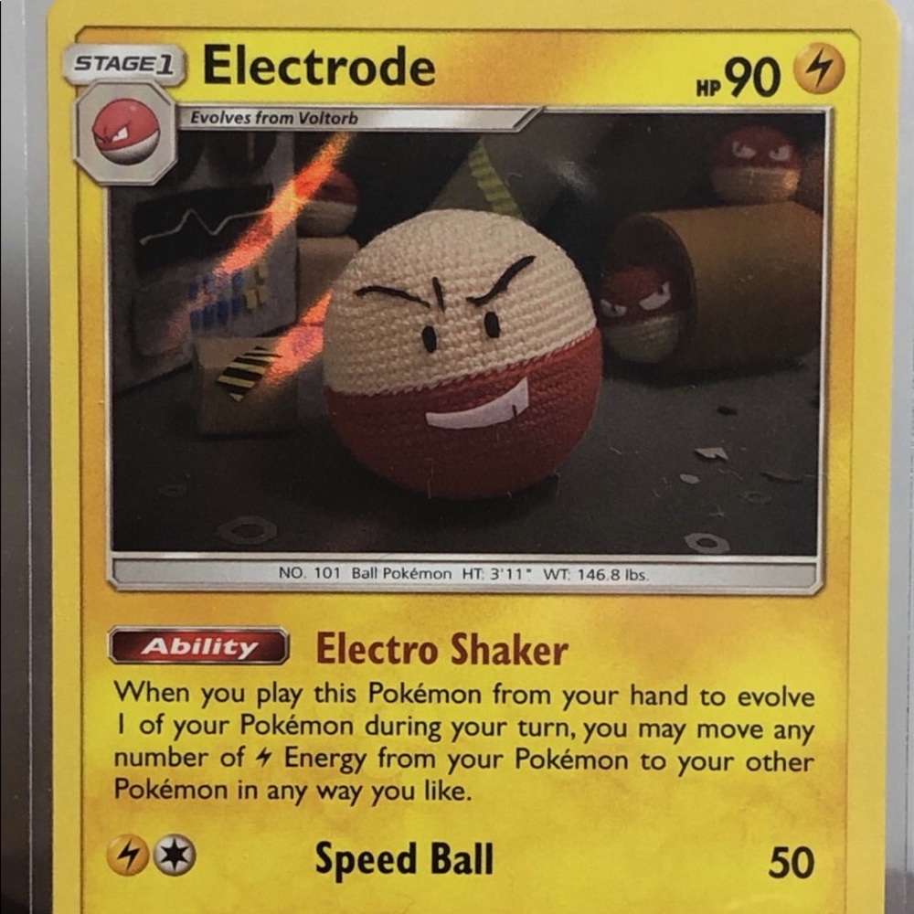 Pokemon Card Electrode Holo 39/181 Team Up NM